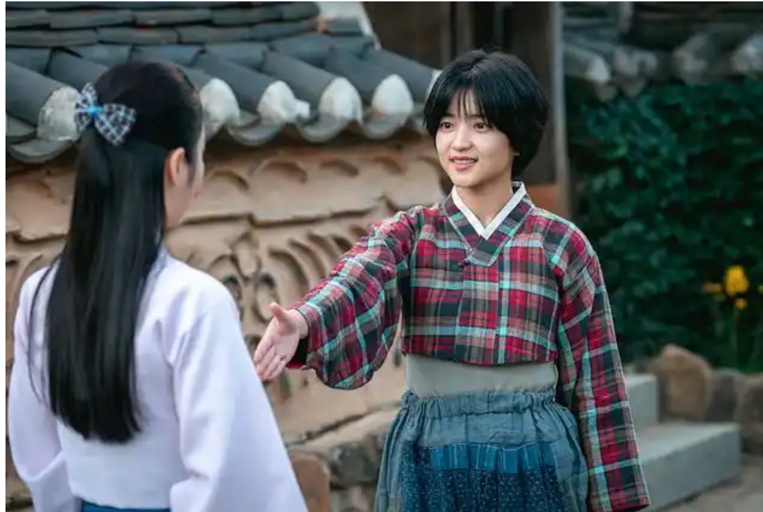 爆款來襲！金泰梨和辛睿恩主演電視劇《正年》將于10月首播