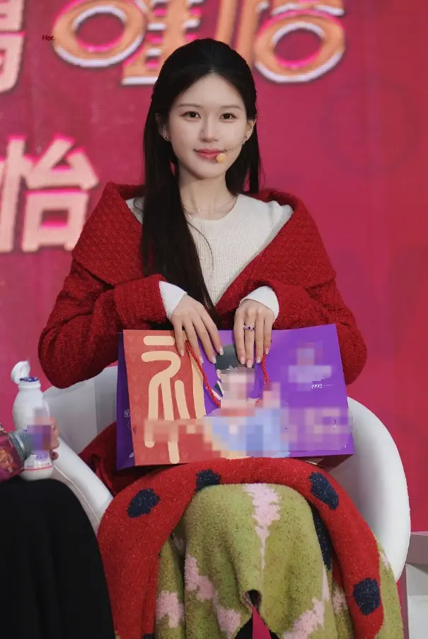 趙露思稱(chēng)生病期間曾癱瘓不能說(shuō)話