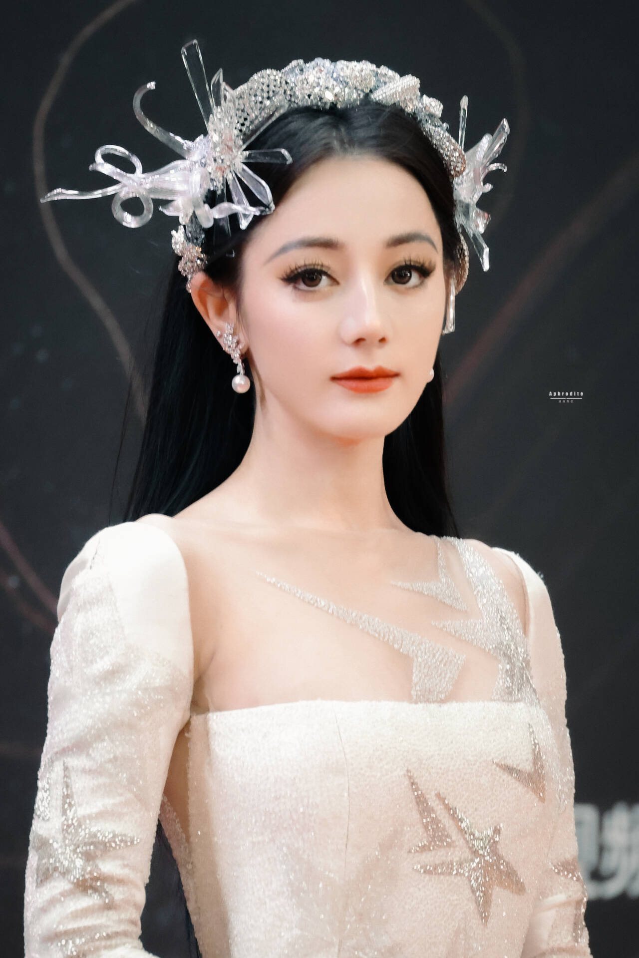 迪麗熱巴星光大賞紅毯 /壹號(hào)娛樂(lè)